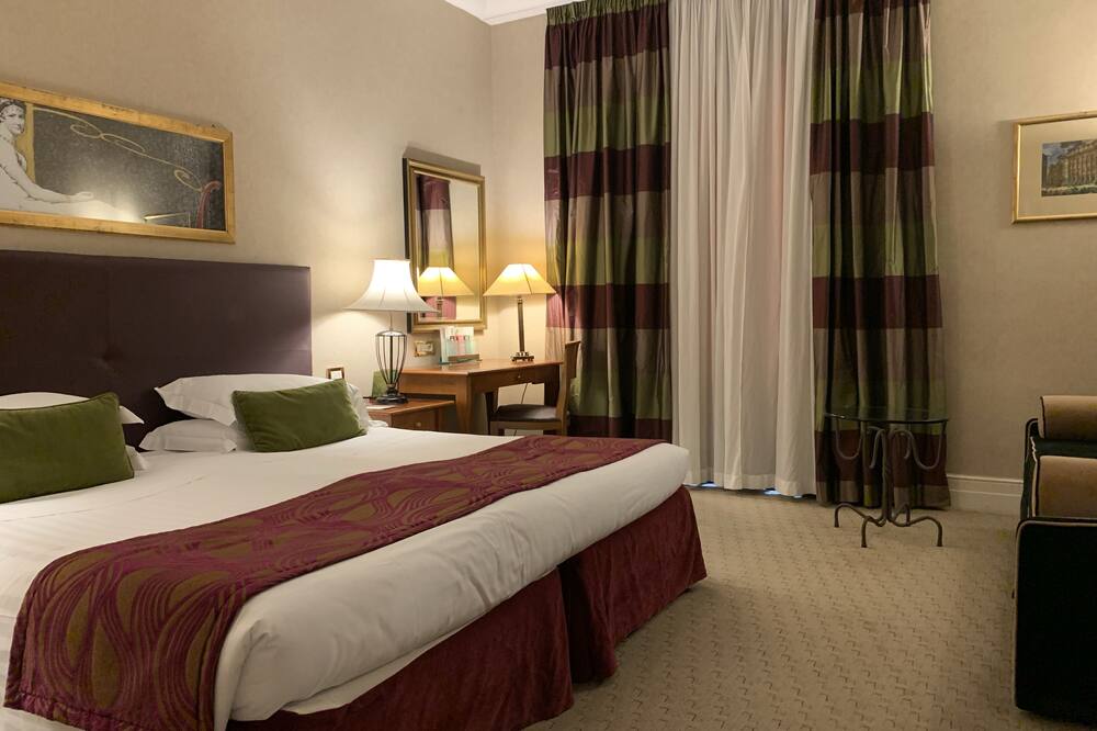 ディ メリーニ ホテル 写真