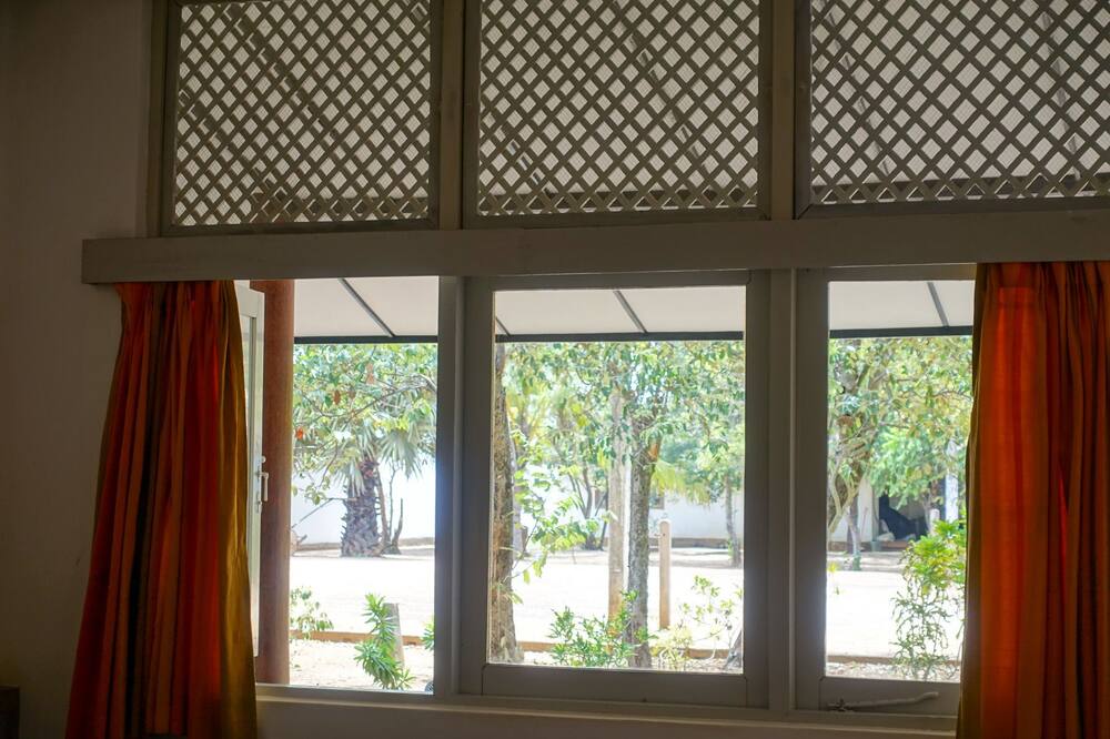 ニラヴェリ ビーチ ホテル 写真