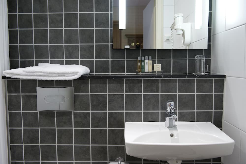 Hotel Bishops Arms Köping 写真