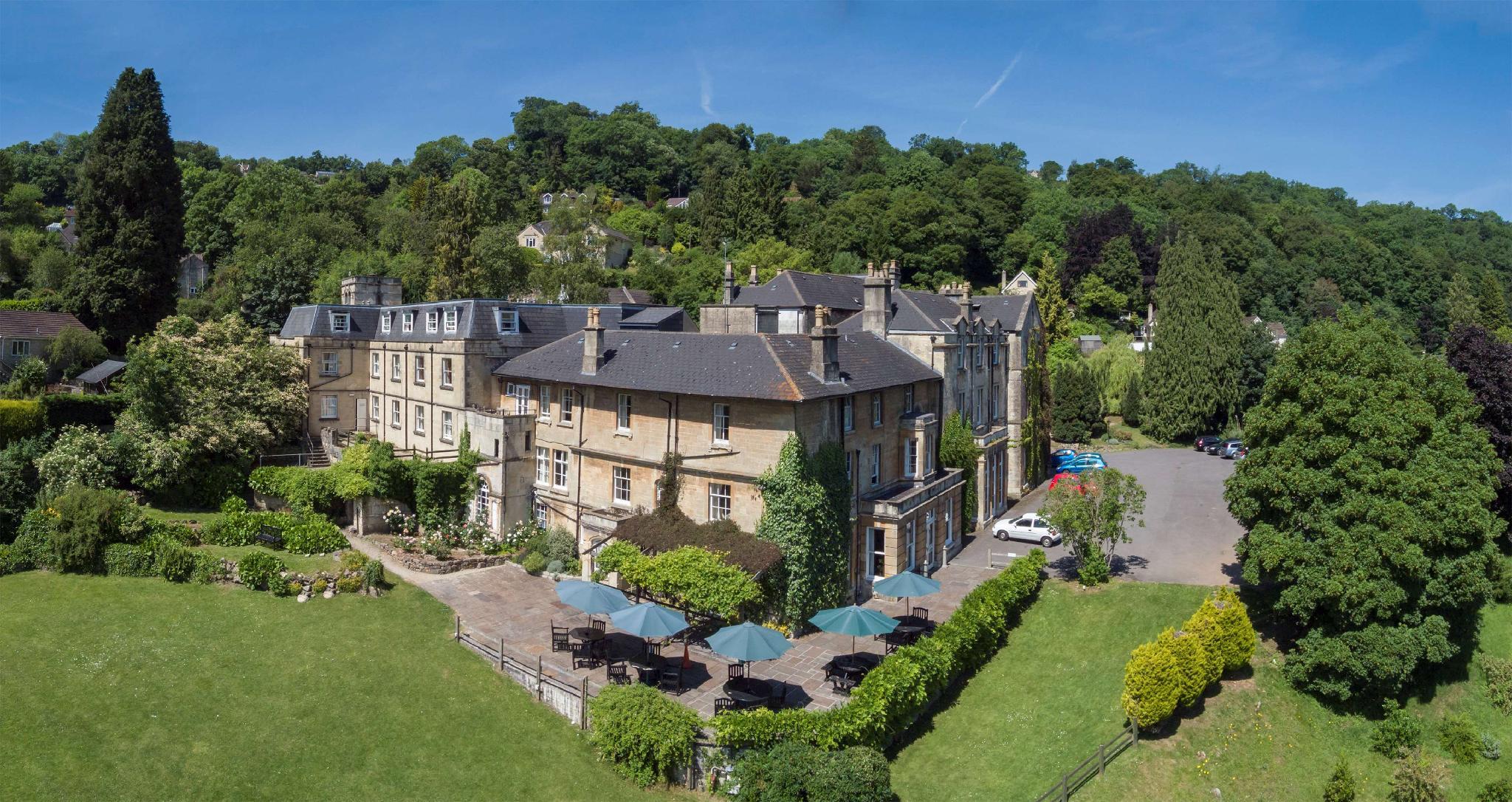 Best Western Limpley Stoke Hotel 写真