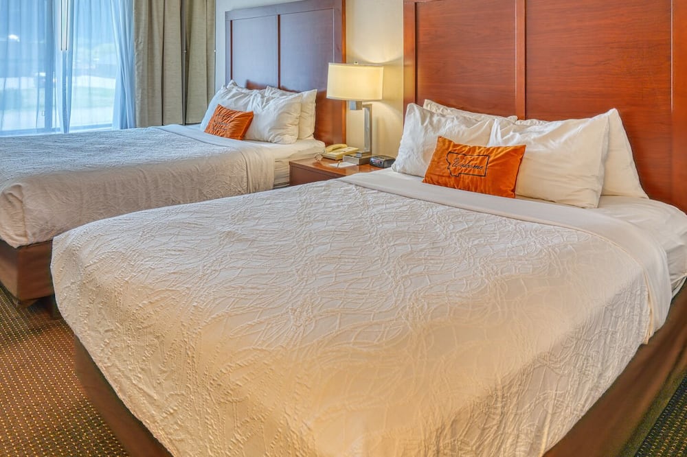 イエローストーン リバー イン & スイーツ 写真