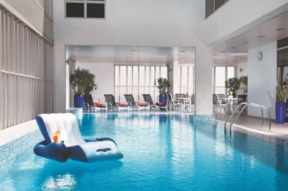 ハラ アルジャーン バイ ロタナ ホテル 写真