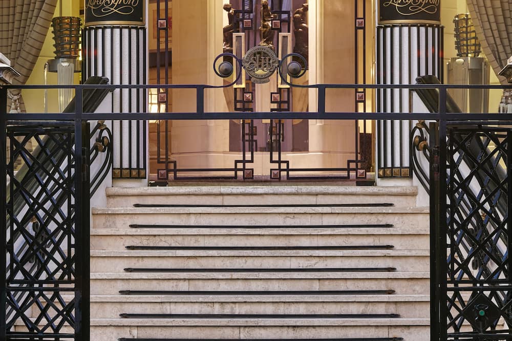 ホテル ロード バイロン スモール ラグジュアリー ホテルズ オブ ザ ワールド 写真