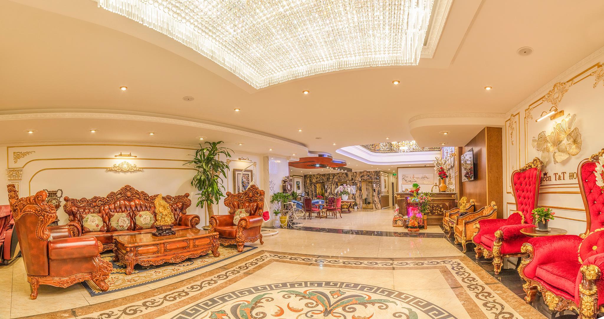 クイーン T アンド T ダラット 写真