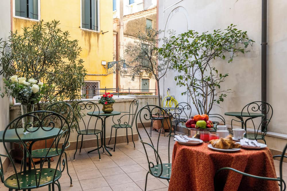 ホテル カーザ ヴェラルド レジデンツァ デポカ 写真