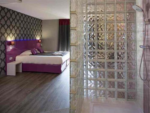 Hôtel Le Turenne 写真