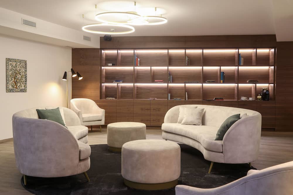 ホテル ヴィンチ アルファマ 写真