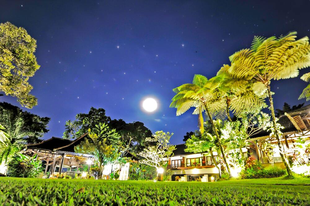 イジェン リゾート アンド ヴィラズ 写真