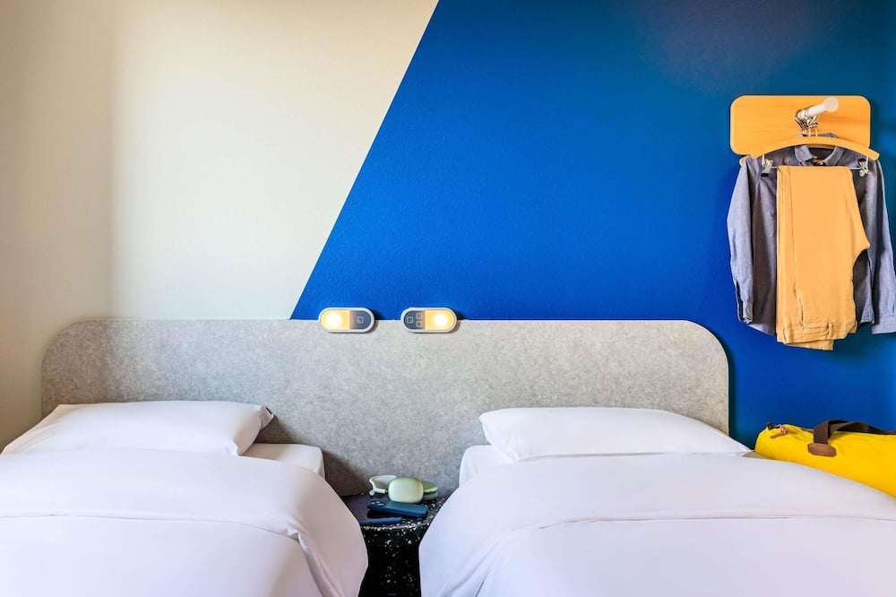 イビス バジェット ローザンヌ ビュシニー 写真