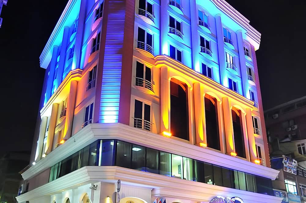 Myhouse Hotel 写真