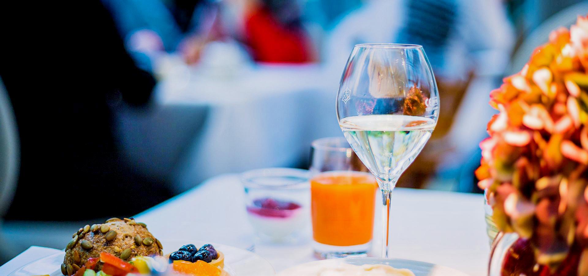 ホテル フェリヘジ 写真