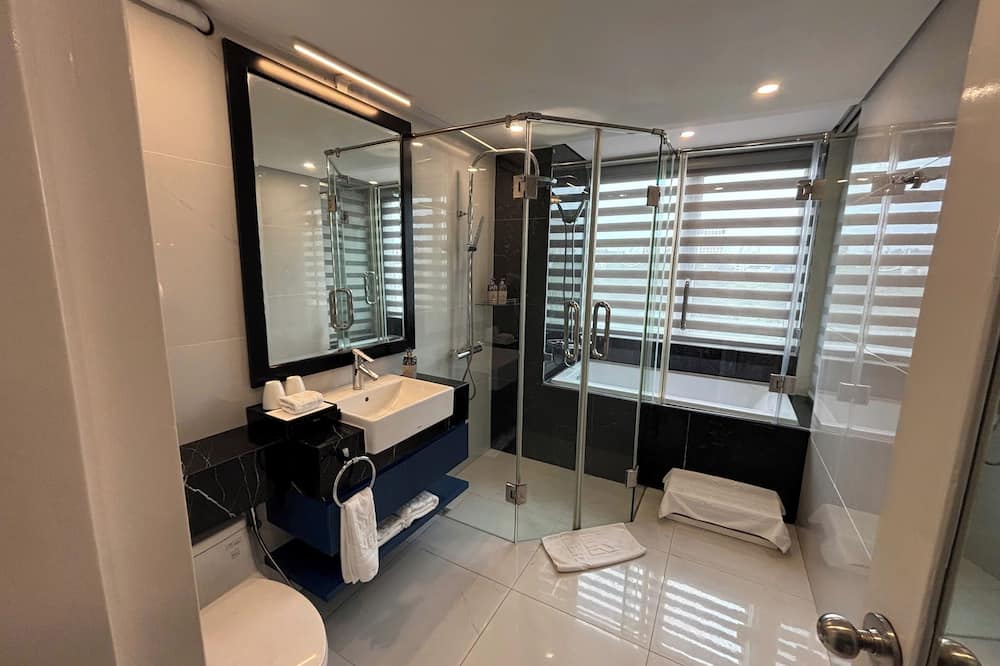 ミネルバ チャーチ ホテル 写真