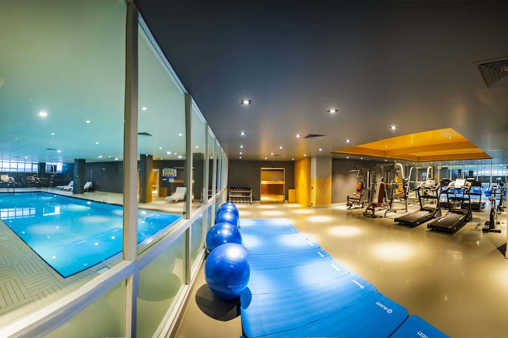 ゾォブ オテル 写真