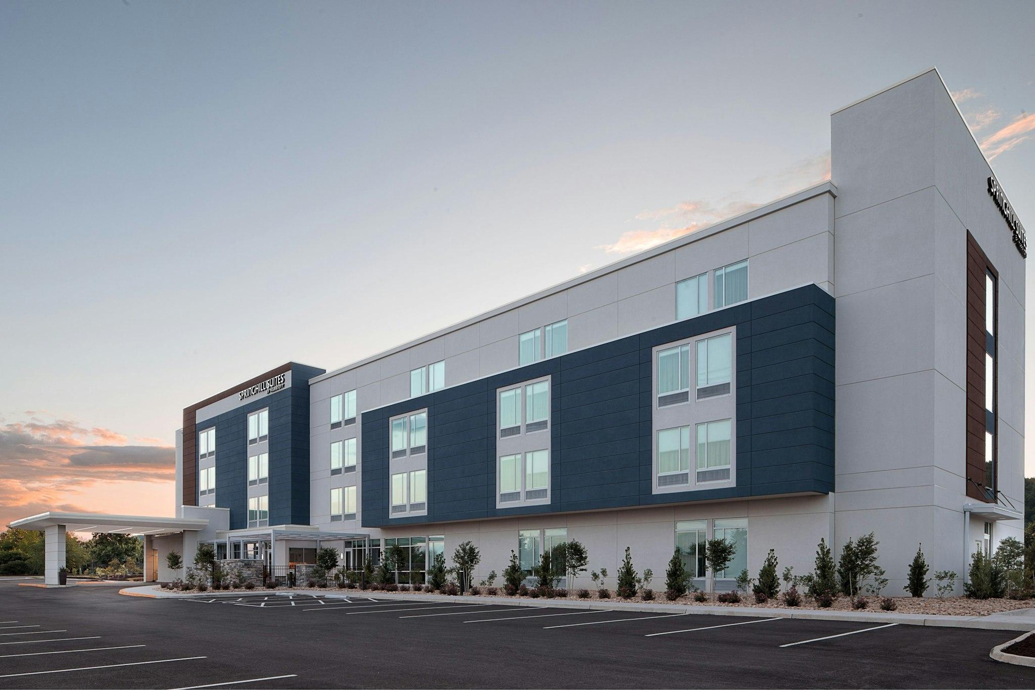 SpringHill Suites by Marriott Roanoke North 写真