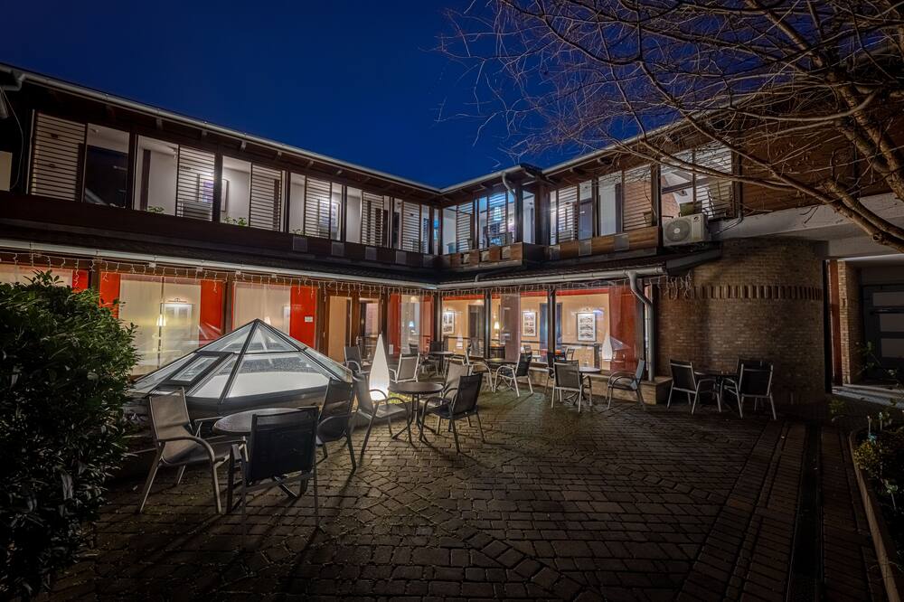 バジリカ アラット 写真