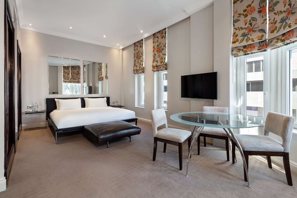 ラディソン ブル ホテル ロンドン ユーストン スクエア  旧：グラフトン 写真