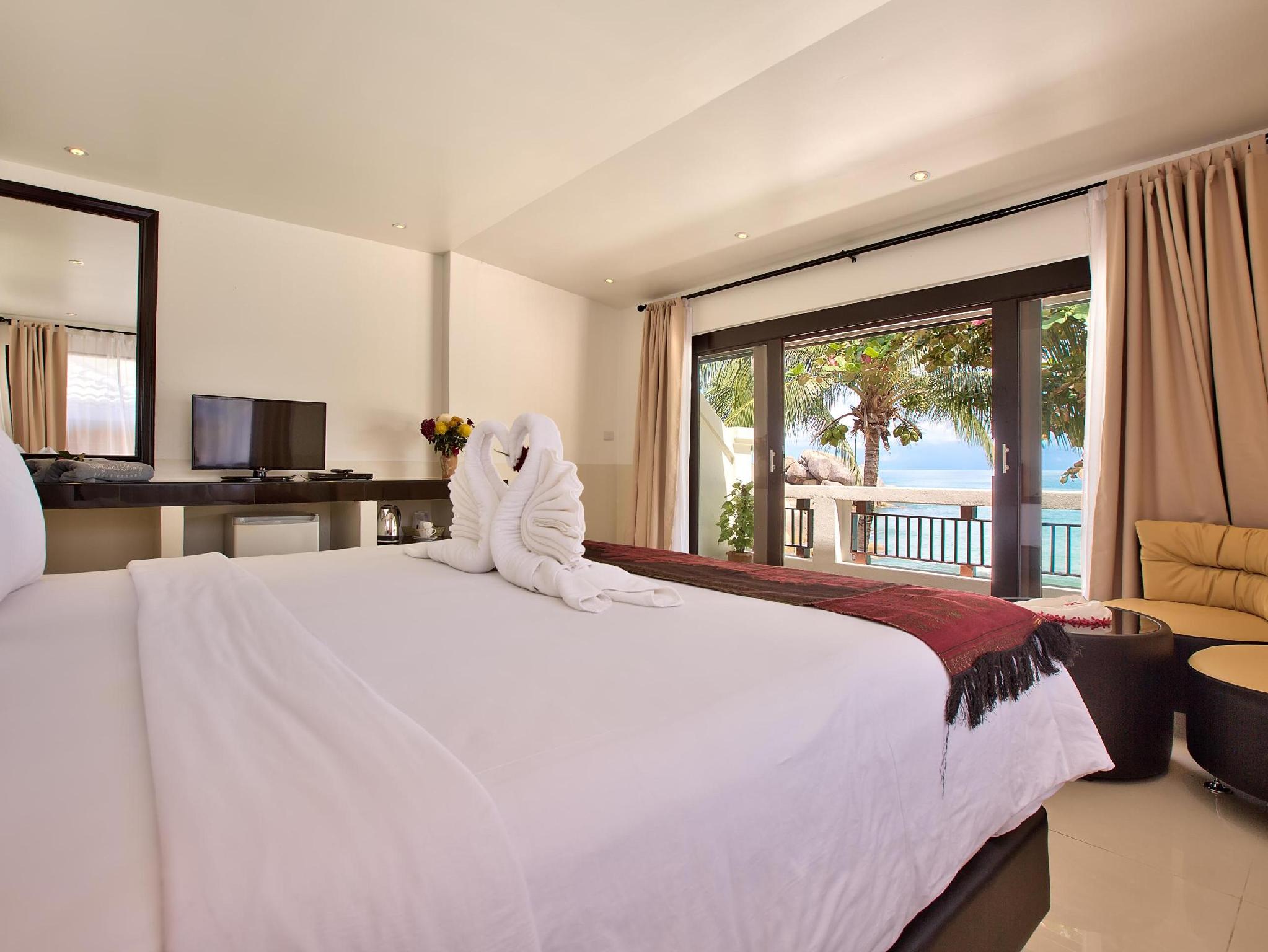 クリスタル ベイ ビーチ リゾート 写真