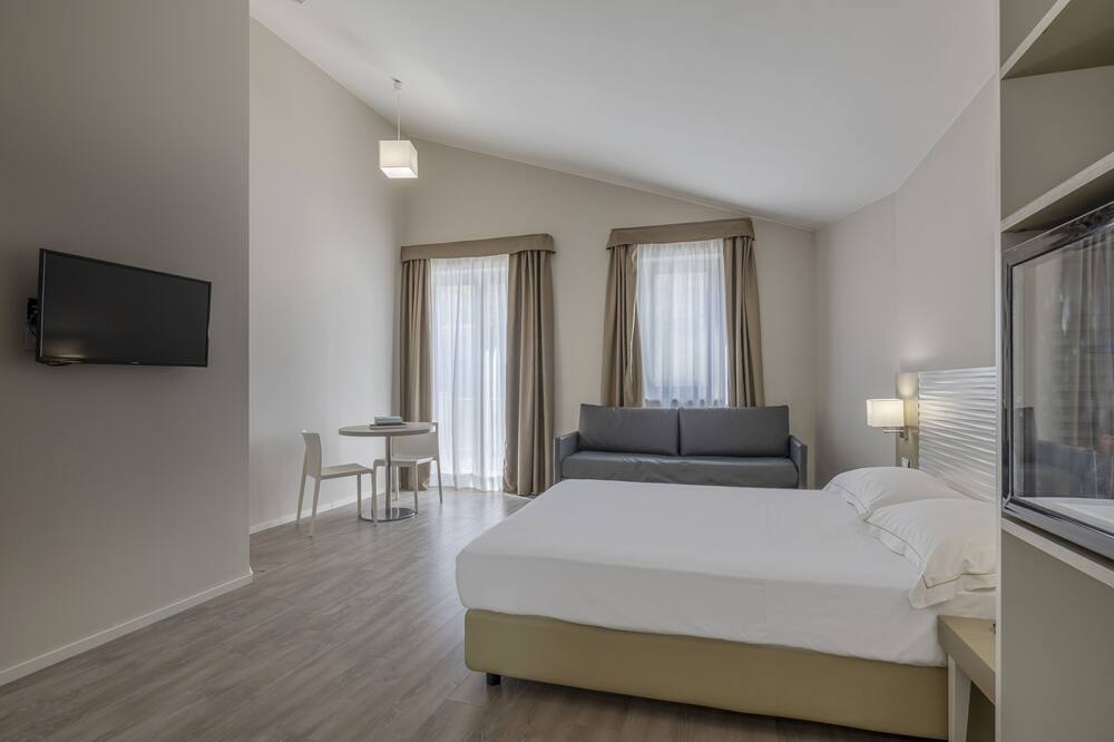 ヴェネレ ディ エリーチェ リゾート 写真