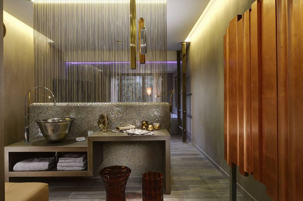 ミラノ スイート ホテル 写真