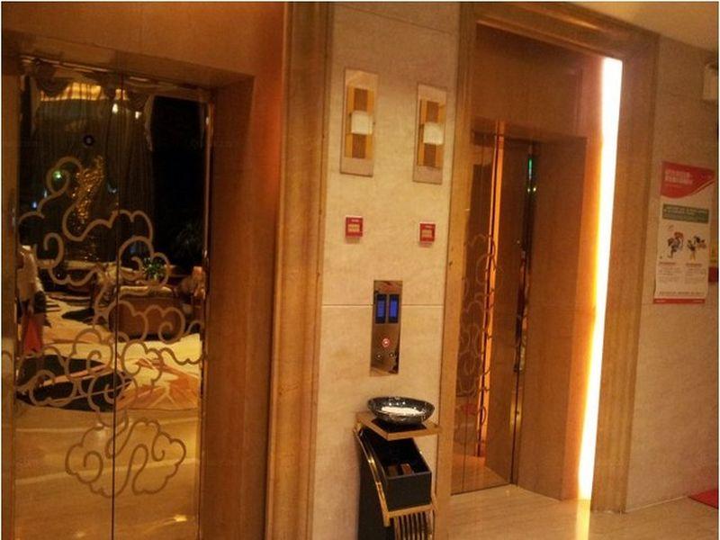 スプリング ベイ ホテル 写真