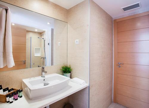 デュルレット ランブラ マール アパートメンツ 写真