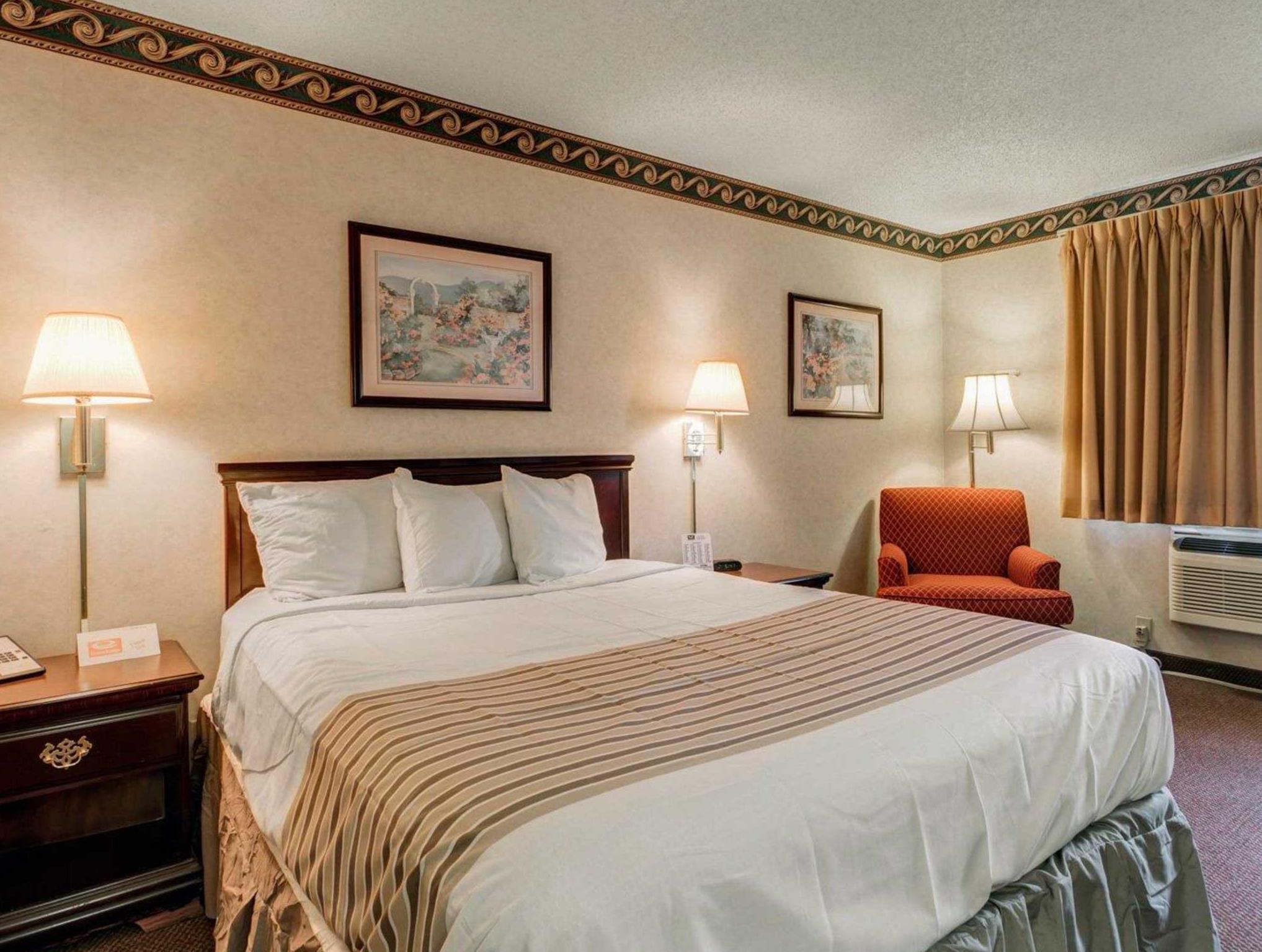 Econo Lodge Inn & Suites 写真