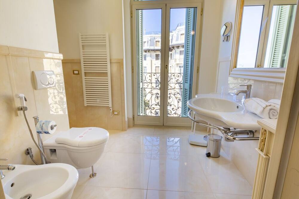 ホテル ドゥ パリ サンレモ 写真