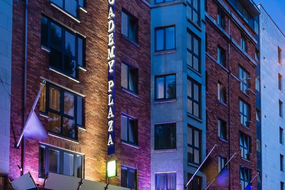 アカデミー プラザ ホテル 写真