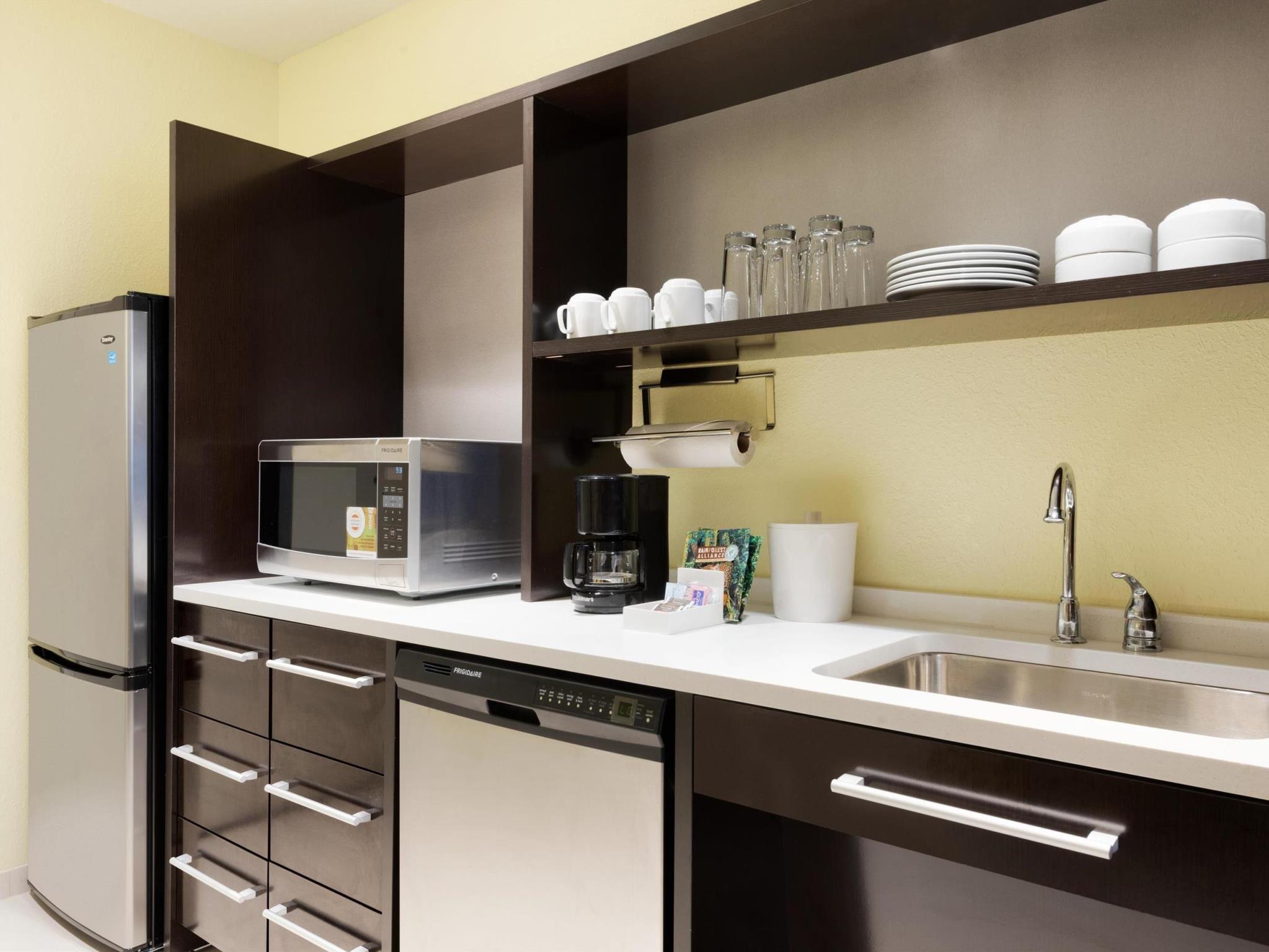 ホーム2 スイーツ バイ ヒルトン クリーブランド インディペンデンス 写真