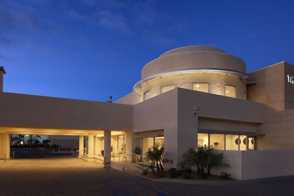 レドンド ビーチ ホテル タペストリー コレクション バイ ヒルトン 写真