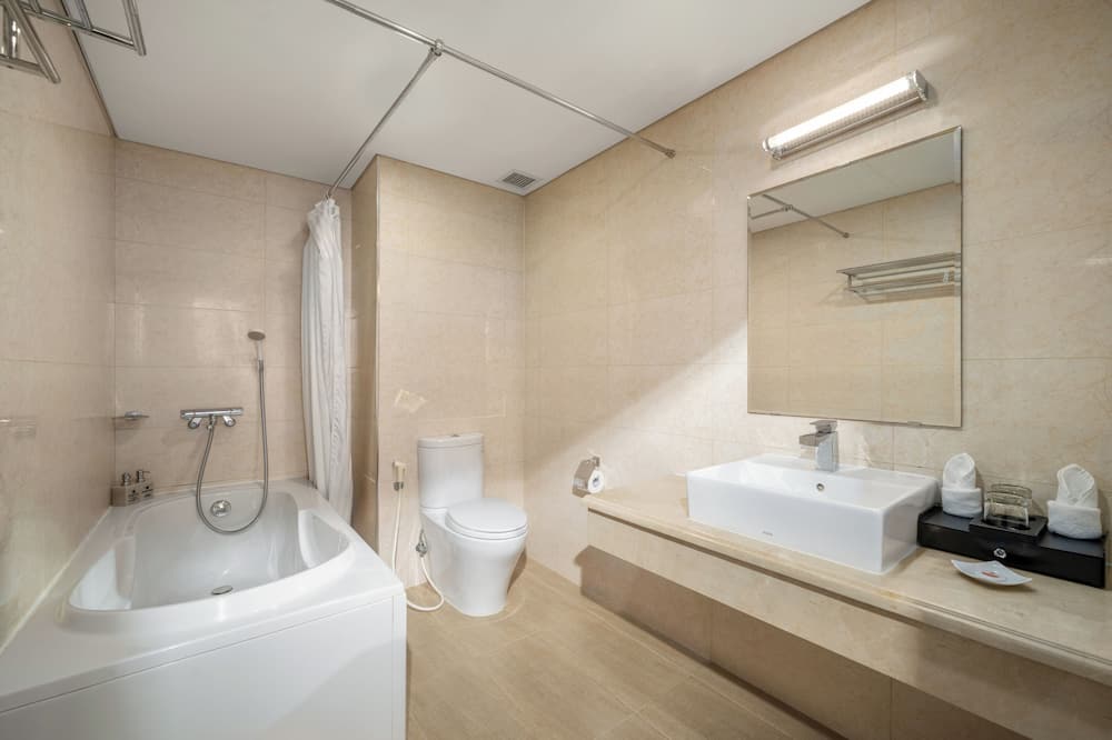 ブルーサン ダナン ビーチ ホテル 写真