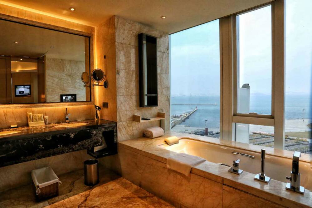 ヒルトン ダーリェン 写真