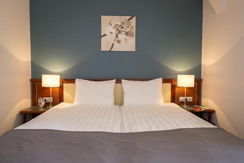 オールド レイク ゴルフ ホテル 写真