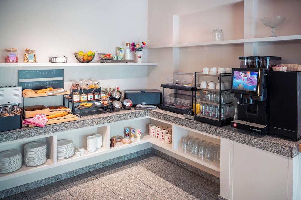 ホテル クイーン アン 写真