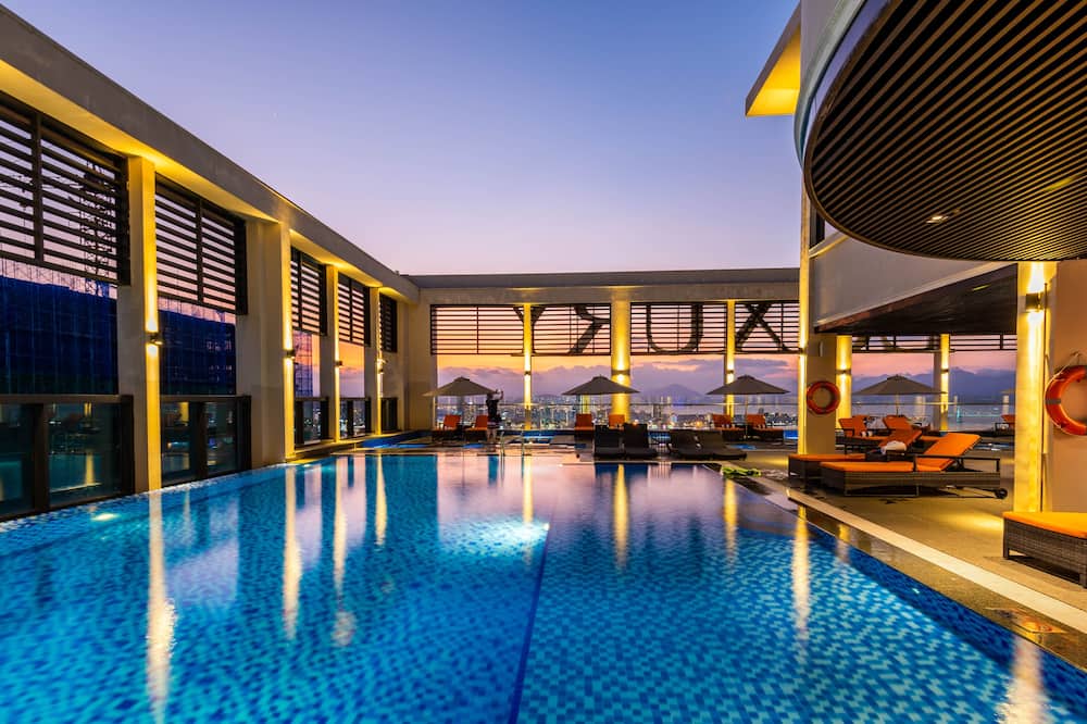 ネオ クラシック コンド 写真