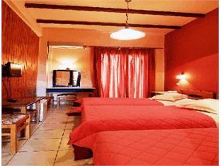 Hotel Varonos 写真