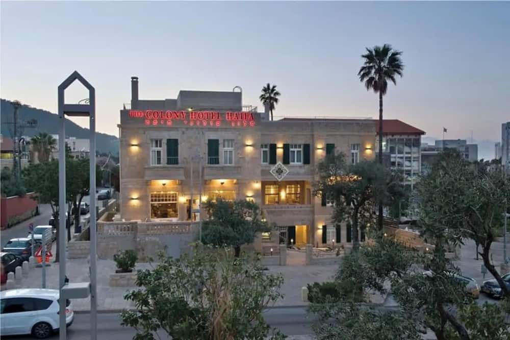 ザ コロニー ホテル 写真