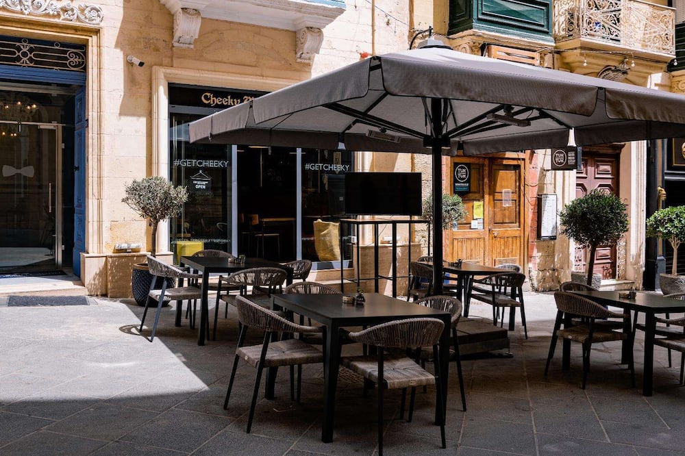 Aクス ザ セント ジョン 写真