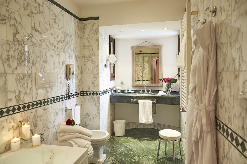 シーナ パラッツォ サンタンジェロ 写真