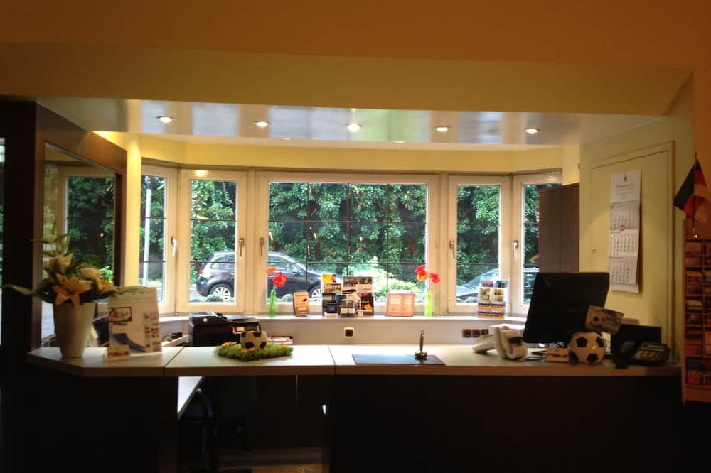 シティ ホテル エッセン 写真