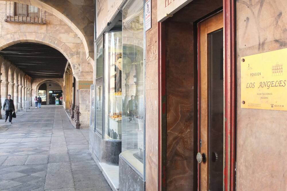 ロサンゼルス プラザ 写真