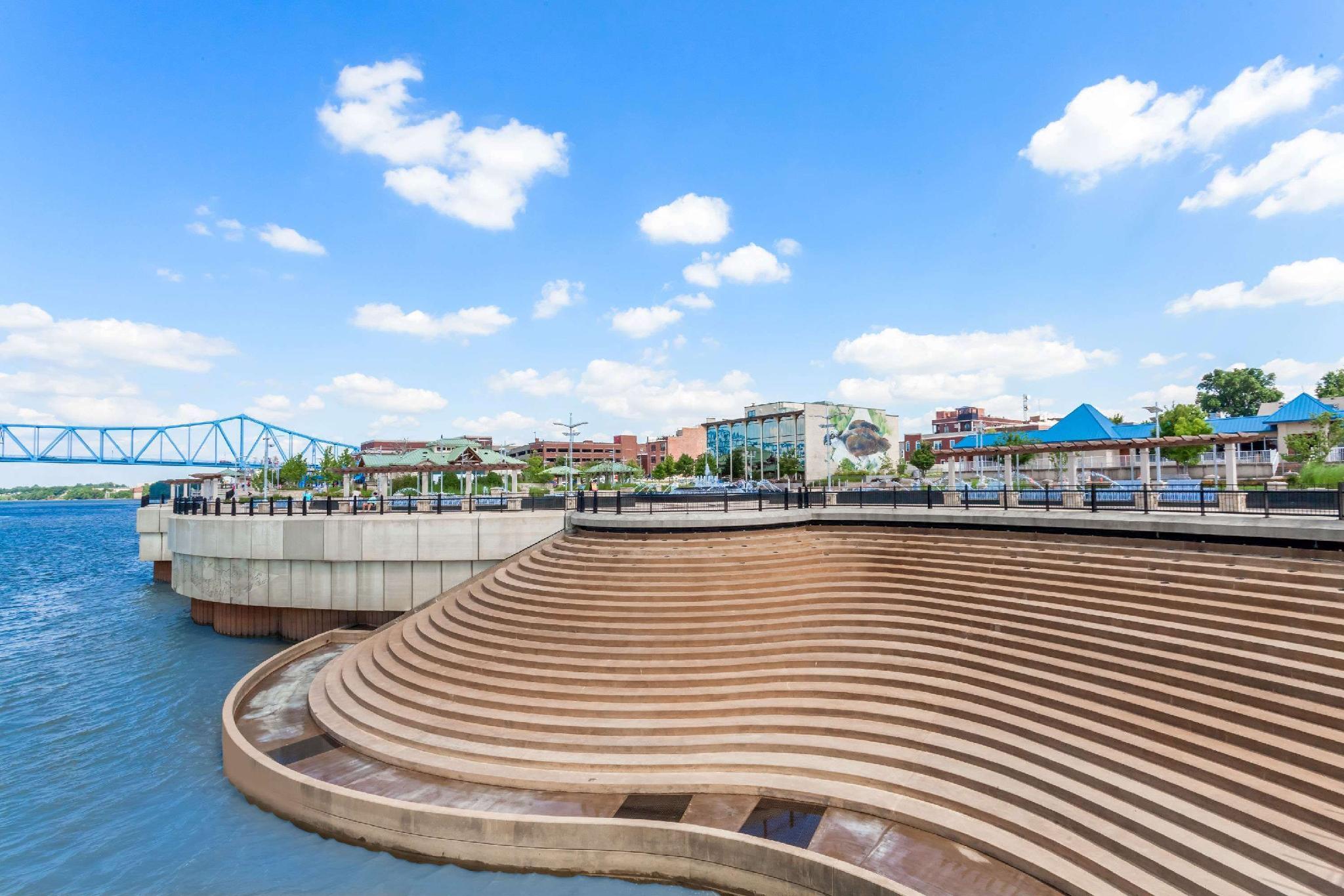 スーパー 8 バイ ウィンダム オーエンズボロ 写真