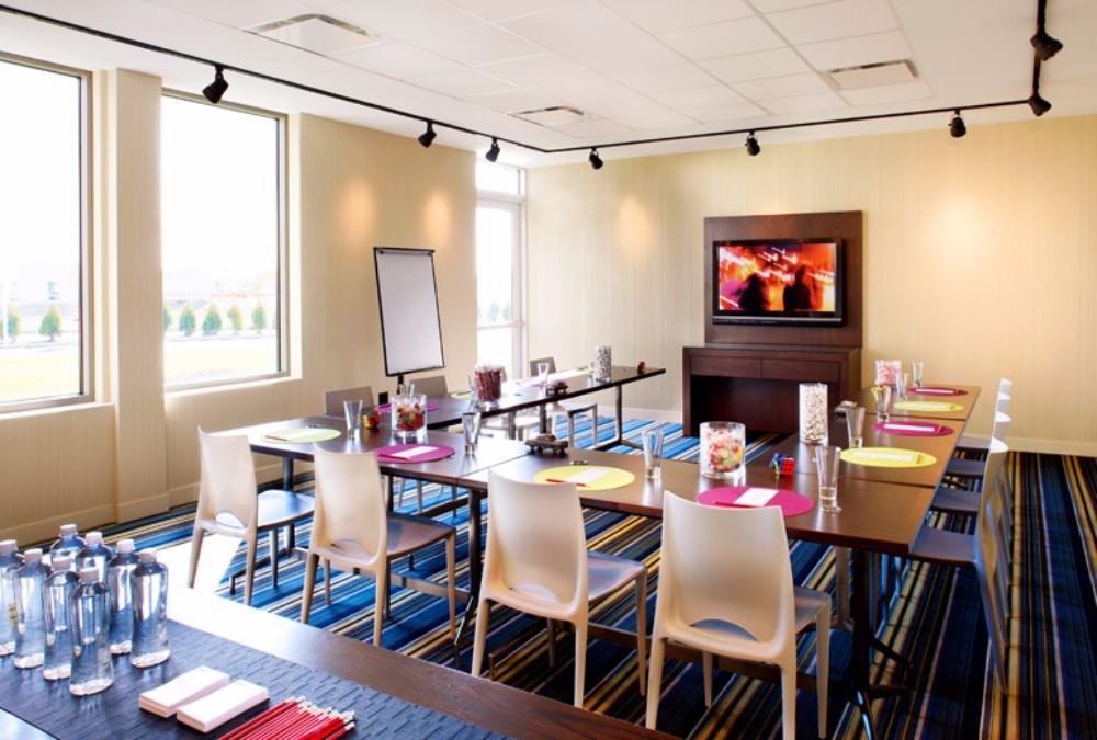 アロフト ニューヨーク ラガーディア エアポート 写真