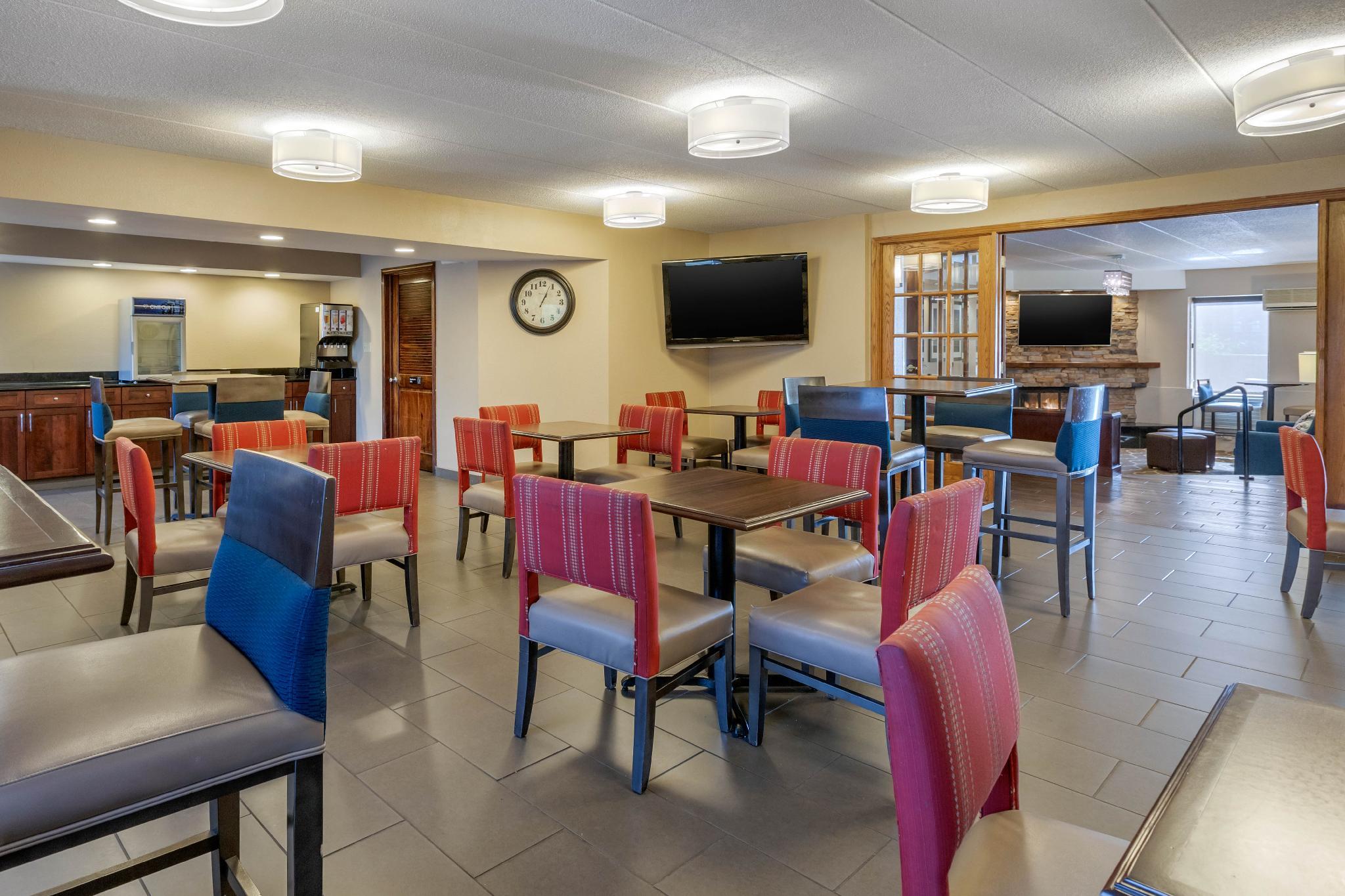 コンフォート  イン グランド ラピッズ エアポート 写真