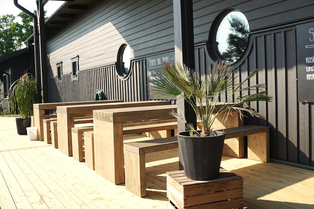 ディナーズ メルルッド 写真