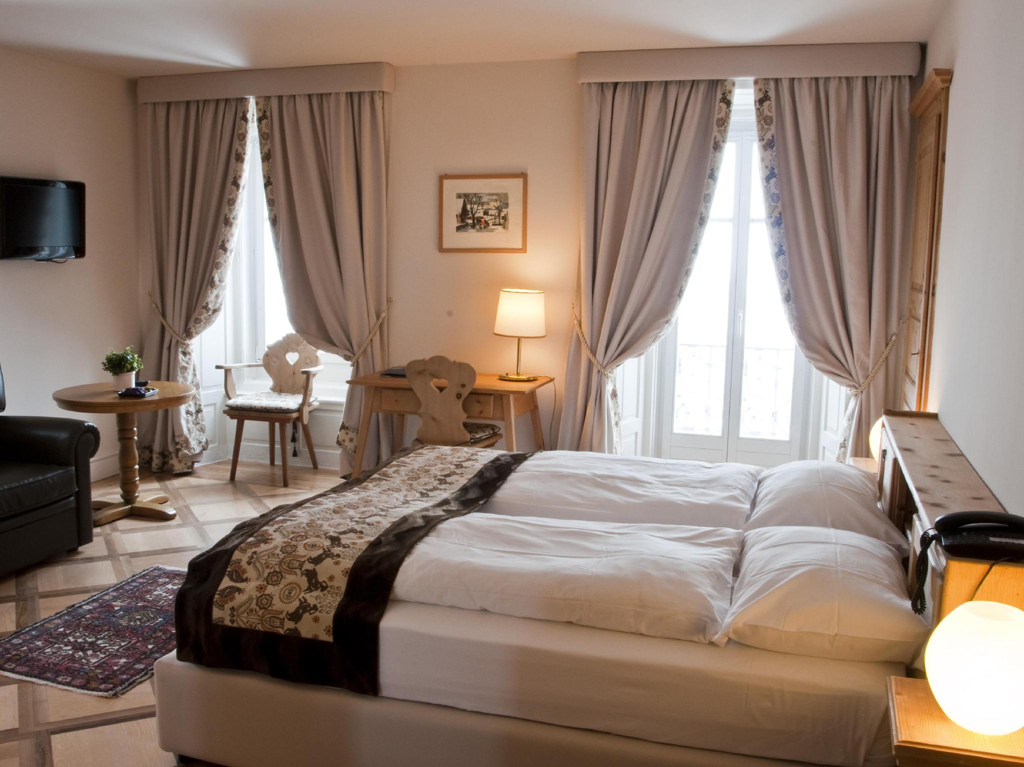 ホテル ベルニナ 1865 写真