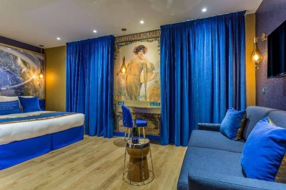 ホテル レ ビュル ド パリ 写真