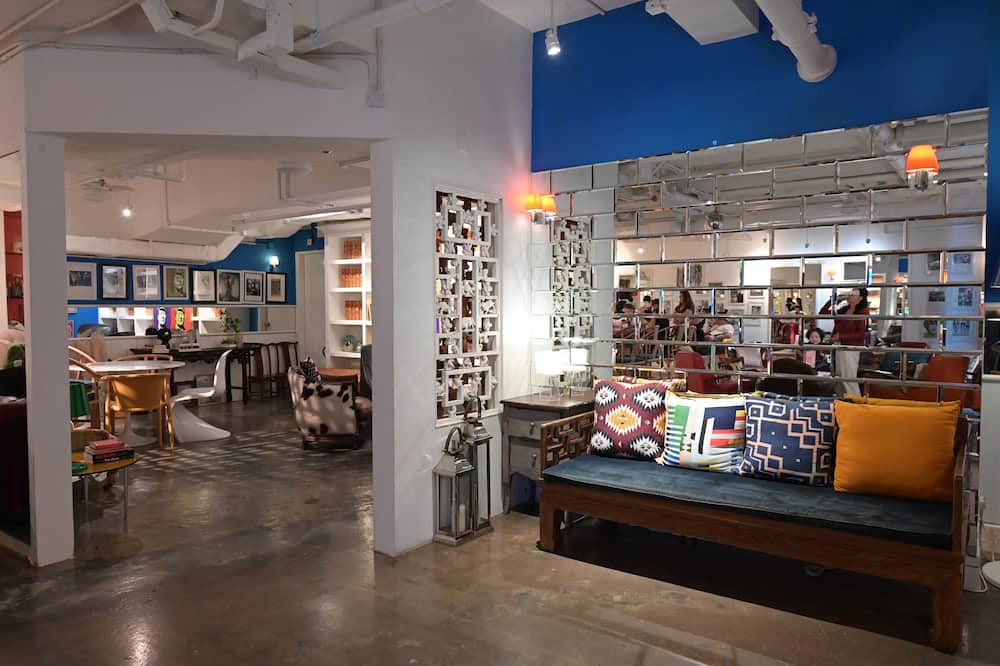 ミニ ホテル コーズウェイ ベイ 写真