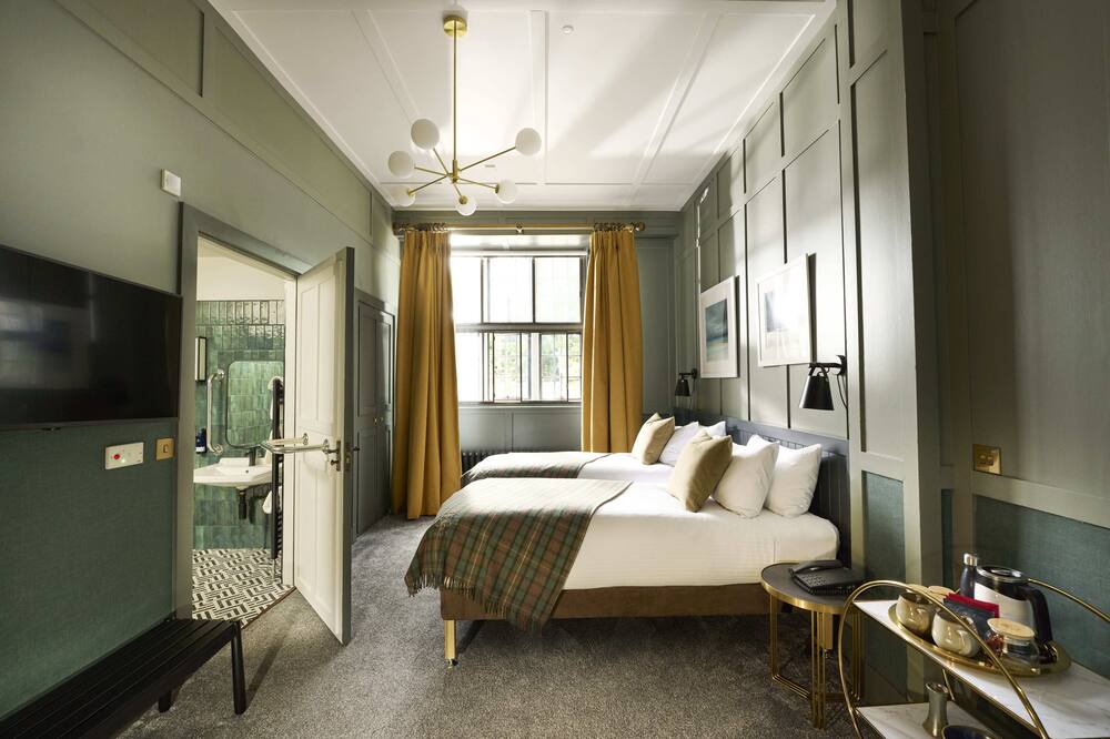 Royal Marine Hotel 写真