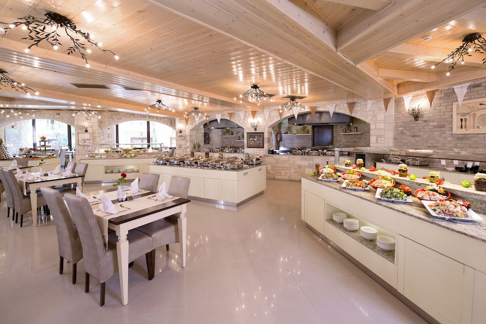 カクタス ロイヤル リゾート & スパ 写真